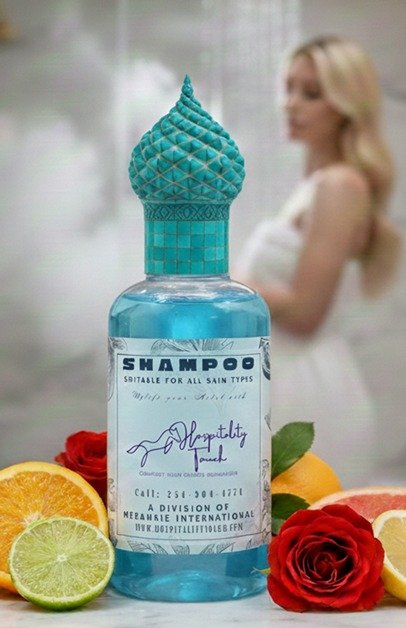 Non-Woven Disposable Gown for Spa, Salon & Parlors (Pack of 100) Black